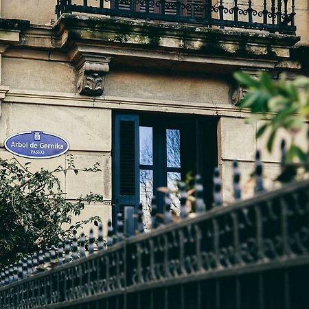 Guest House Ibaia Et Arramak San Sebastian Exterior photo